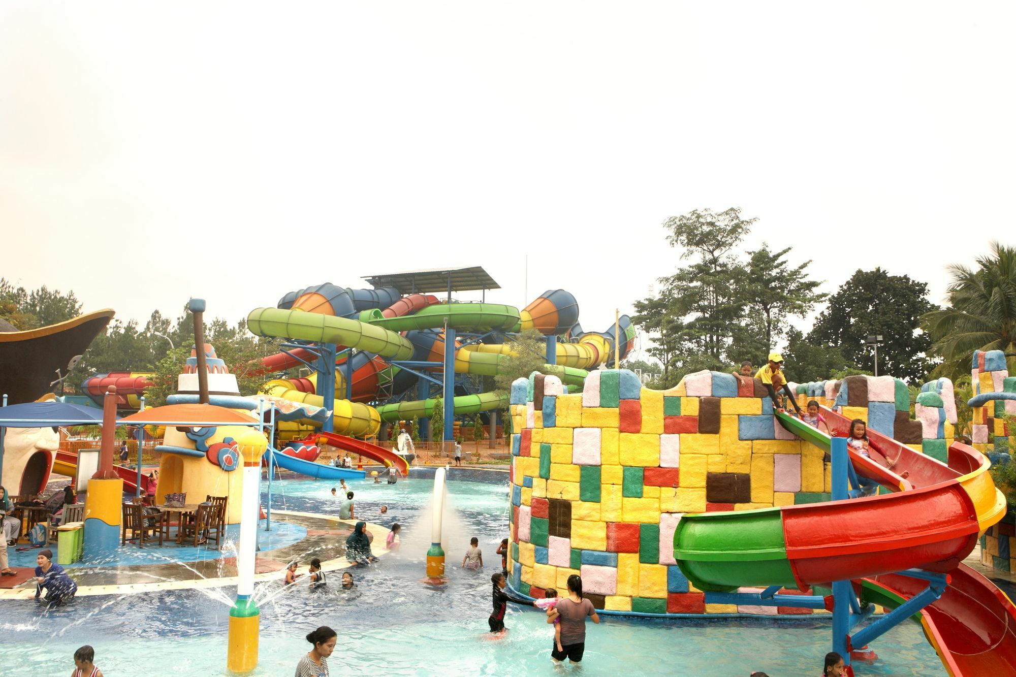 Amaris Hotel Serpong Tangerang מראה חיצוני תמונה